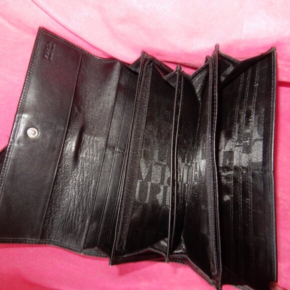 Mint Auth.Furla wallet Stunning with Fancy Bow Tie - Picture 4 of 16